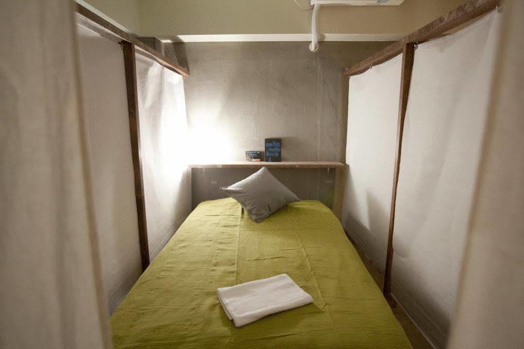 Hostel 64 Osaka Exteriör bild